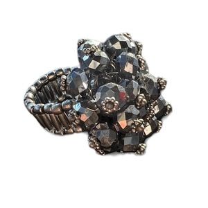 3/$15! Addition Elle silver grey shiny large beaded plus size 10 ring w stretch